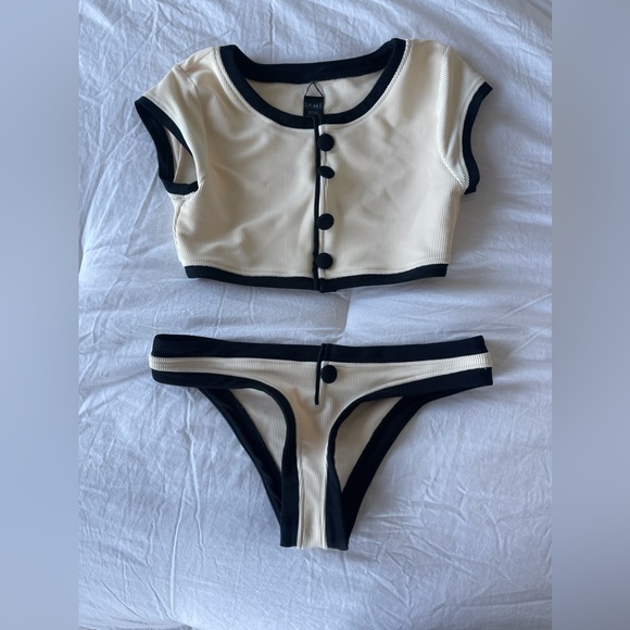 SAME LOS ANGELES SWIM - GRACE SET - like new - Picture 3 of 8